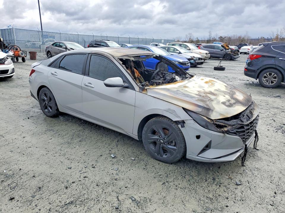 2021 Hyundai Elantra VIN KMHLM4AG2MU152909 COPART salvage auction — BURN, Ns - Cert Of Reg - Non-Repairable, sold $475 on 2026-07-09 (photo 4)