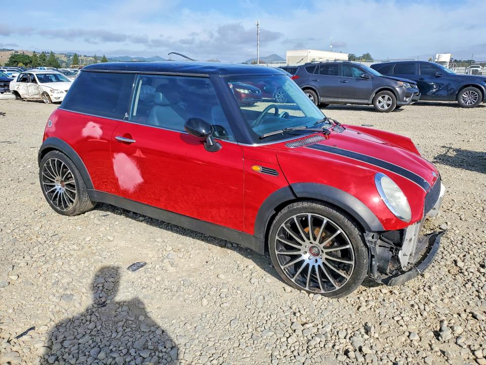 2004 Mini Cooper VIN WMWRC33484TC49889 COPART salvage auction — ROLLOVER, Ca - Salvage Certificate, sold $150 on 2026-08-11 (photo 4)