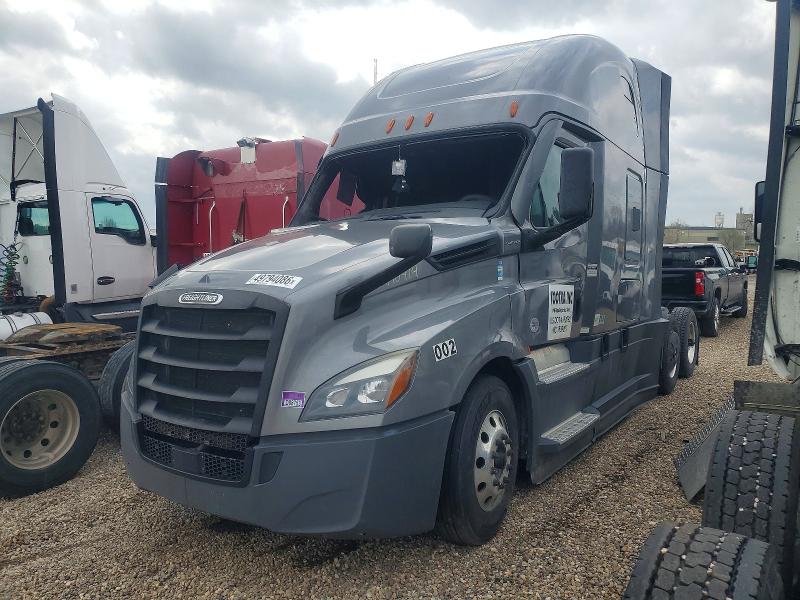 2021 Freightliner Cascadia 126 VIN 3AKJHHDRXMSMH4264 COPART salvage auction — SIDE, PA - CERTIFICATE OF SALVAGE, sold $11,900 on 2026-07-23 (photo 2)