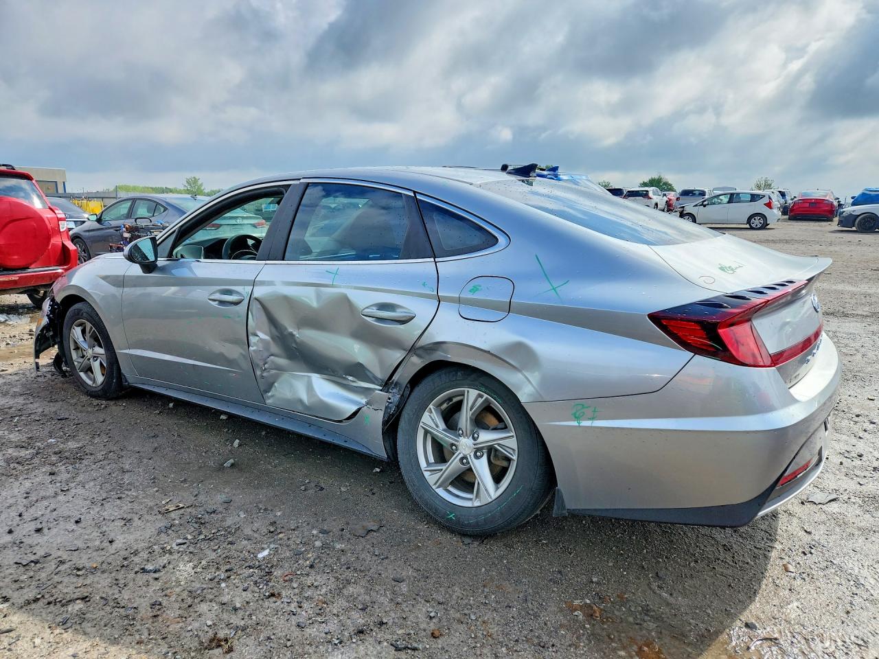 2021 Hyundai Sonata VIN 5NPEG4JA7MH086528 COPART salvage auction — Side, IN - CERT OF TITLE-SALVAGE TITLE, sold $2,900 on 2026-07-10 (photo 2)