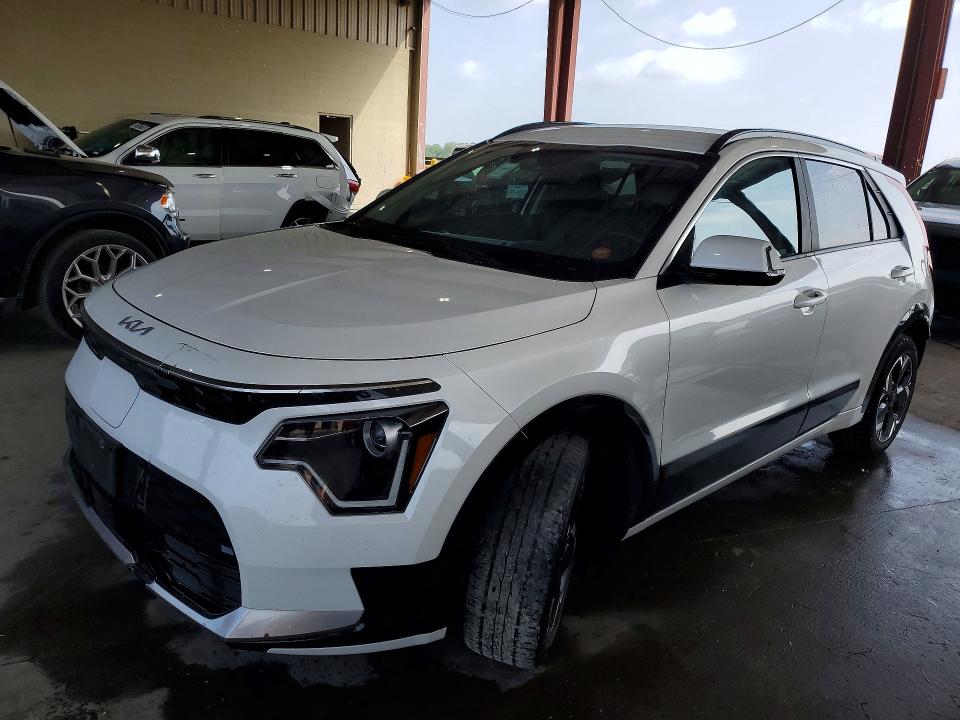 2024 Kia Niro VIN KNDCR3L16R5109202 COPART salvage auction — MINOR DENT/SCRATCHES, Fl - Certificate Of Destruction, sold $10,400 on 2026-07-06 (photo 1)