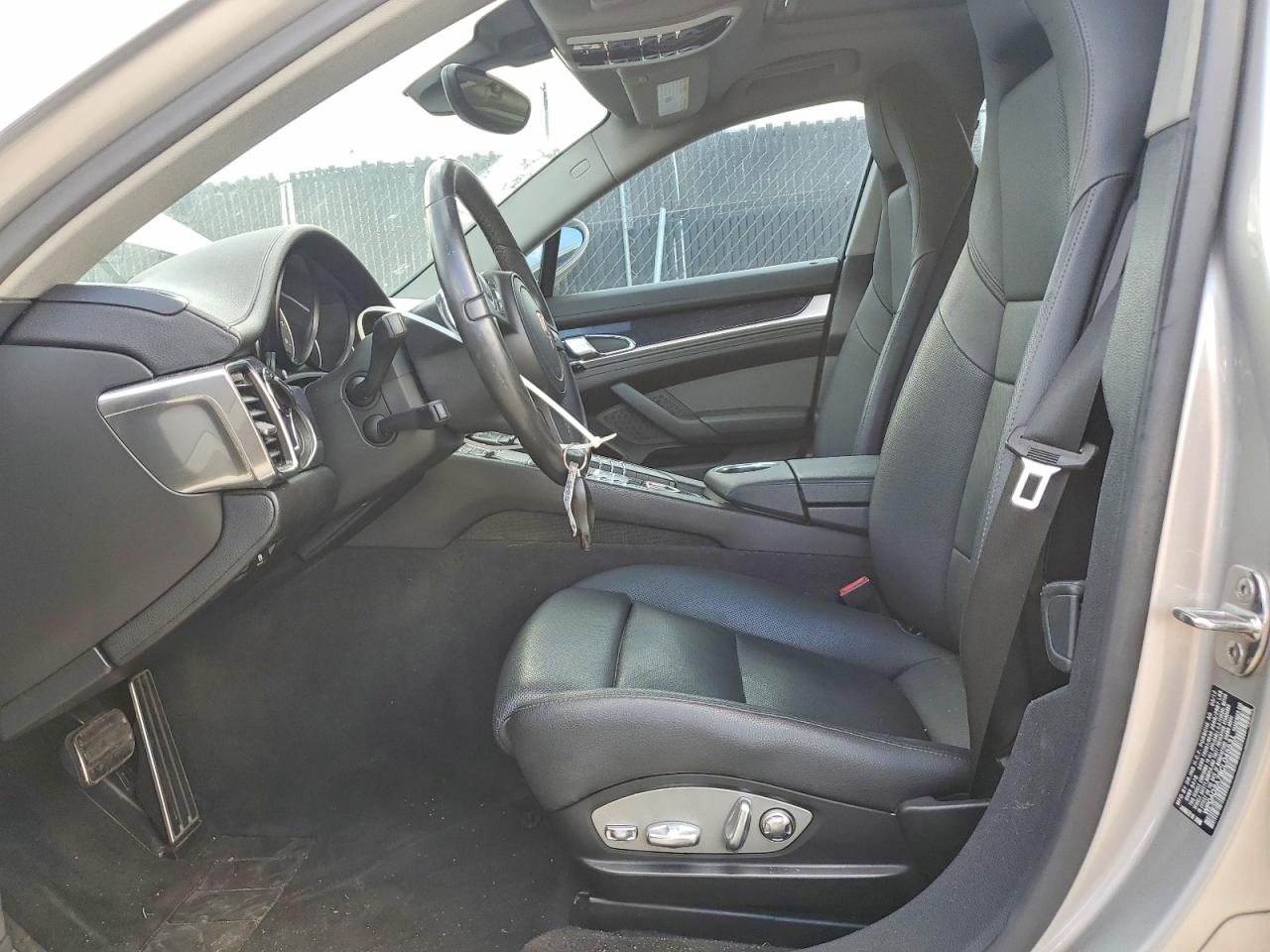 2012 Porsche Panamera VIN WP0AD2A78CL045531 COPART salvage auction — Minor Dent/Scratches, FL - CERTIFICATE OF TITLE, sold $6,200 on 2026-06-23 (photo 7)