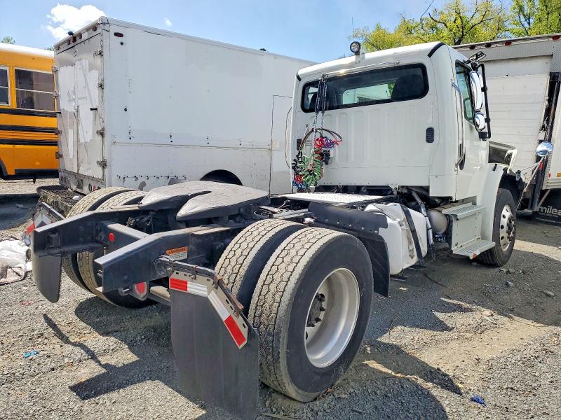 2019 Freightliner M2 VIN 3AKBCXD27KDKY4377 COPART salvage auction — FRONT END, MD - CERT OF SALVAGE > 75% DAMAGE, sold $7,700 on 2026-08-27 (photo 4)