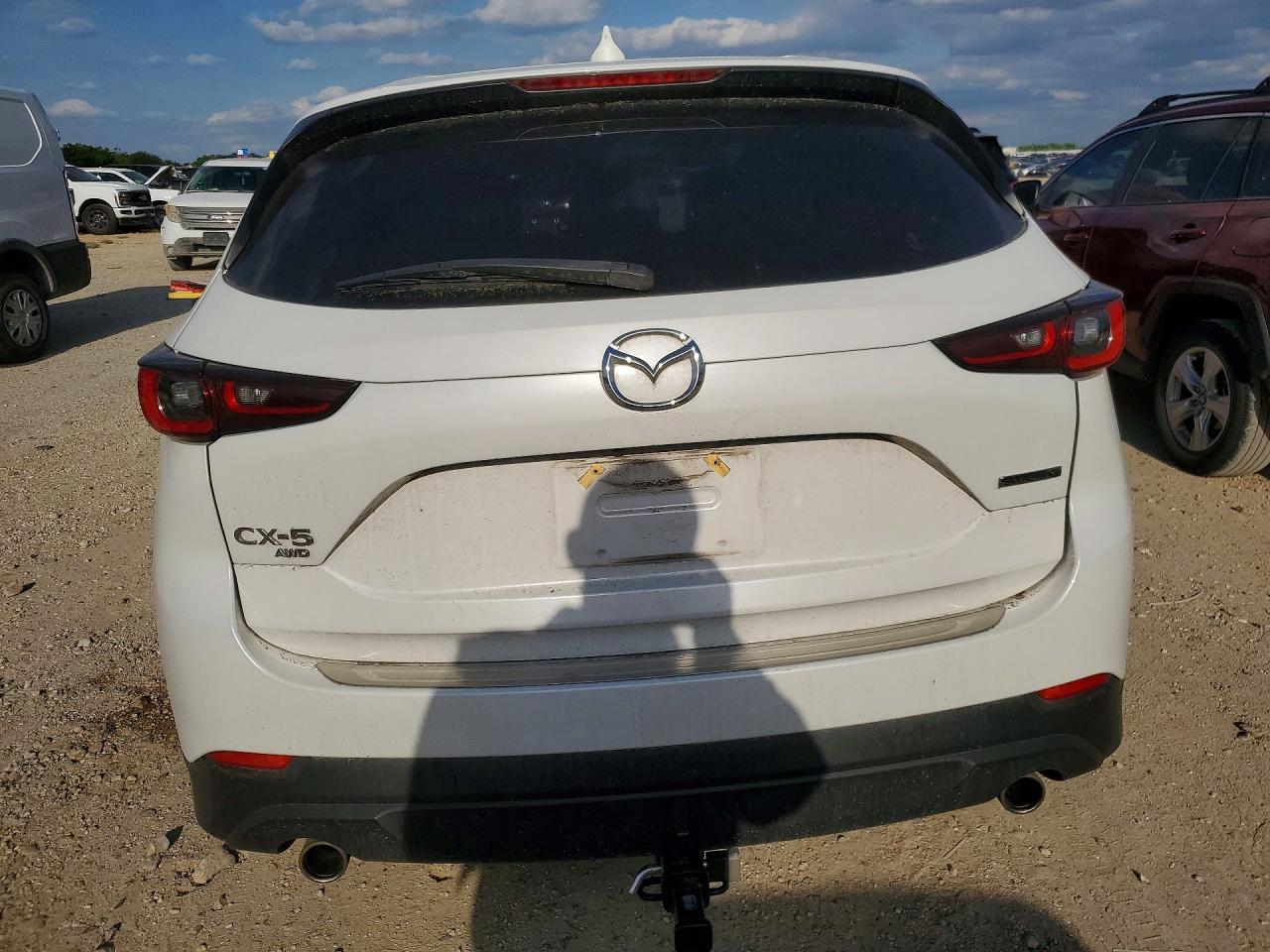 2023 Mazda CX-5 VIN JM3KFBEM3P0211144 COPART salvage auction — Minor Dent/Scratches, TX - SALVAGE VEHICLE TITLE, sold $9,800 on 2026-07-02 (photo 6)