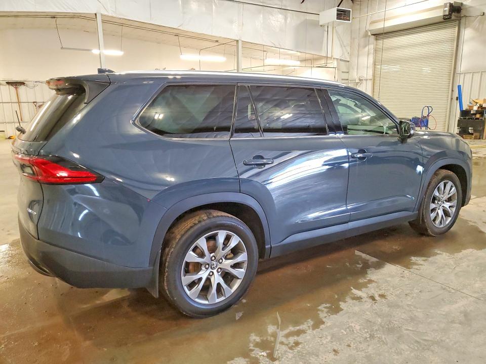 2024 Toyota Highlander VIN 5TDAAAB51RS032725 COPART salvage auction — SIDE, MN - CERT OF TITLE-SALVAGE, sold $23,900 on 2026-07-20 (photo 3)