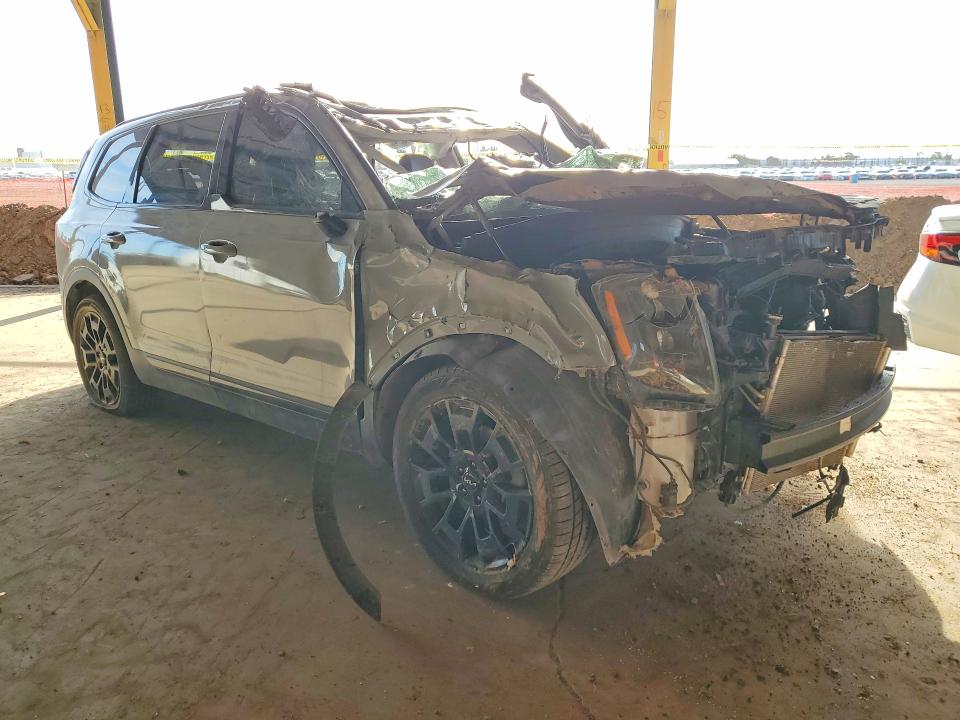 2022 Kia Telluride VIN 5XYP3DHC6NG310666 COPART salvage auction — ALL OVER, Az - Cert Of Title - Salvage, sold $975 on 2026-07-20 (photo 4)