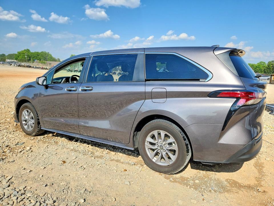 2022 Toyota Sienna VIN 5TDYRKEC1NS125391 COPART salvage auction — SIDE, Al - Cert Of Title-Salvage Title, sold $17,000 on 2026-07-15 (photo 2)