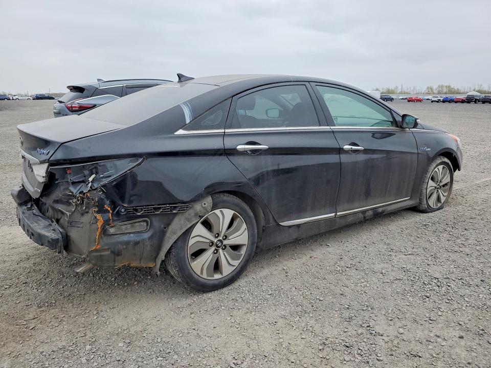 2015 Hyundai Sonata VIN KMHEC4A4XFA135913 COPART salvage auction — REAR END, On - Permit No Brand - Unfit, sold $250 on 2026-07-28 (photo 3)
