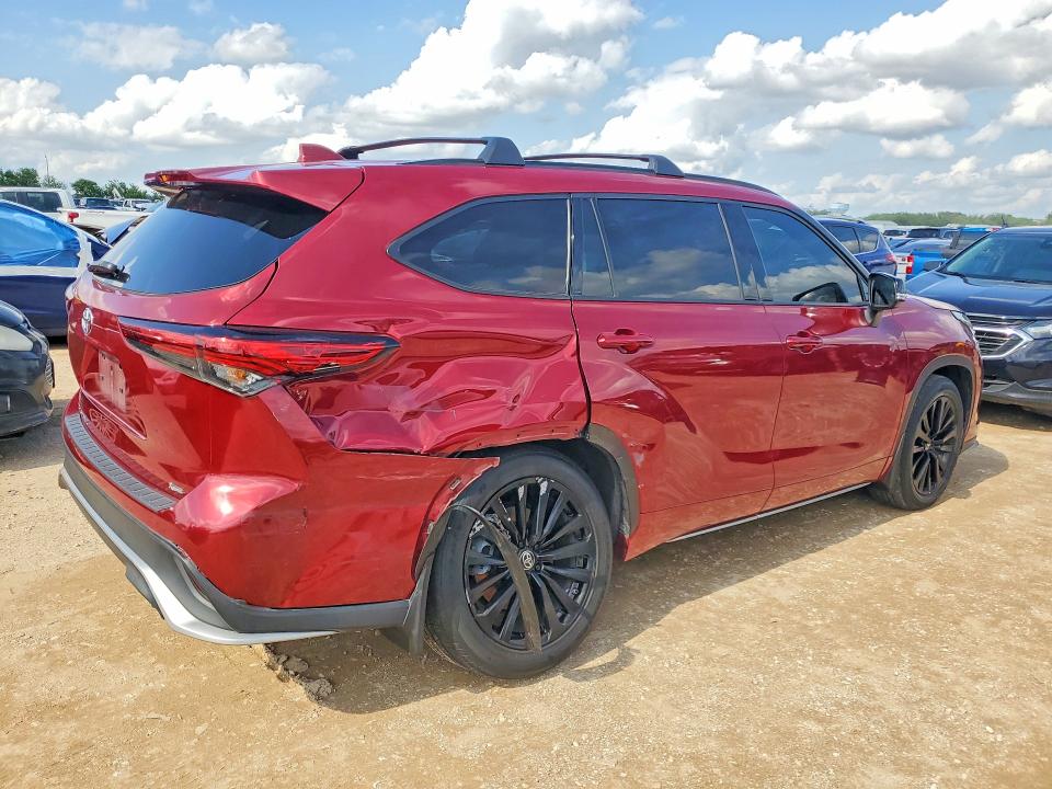 2023 Toyota Highlander VIN 5TDKDRAH2PS515238 COPART salvage auction — REAR END, Tx - Salvage Vehicle Title, sold $19,700 on 2026-07-16 (photo 3)