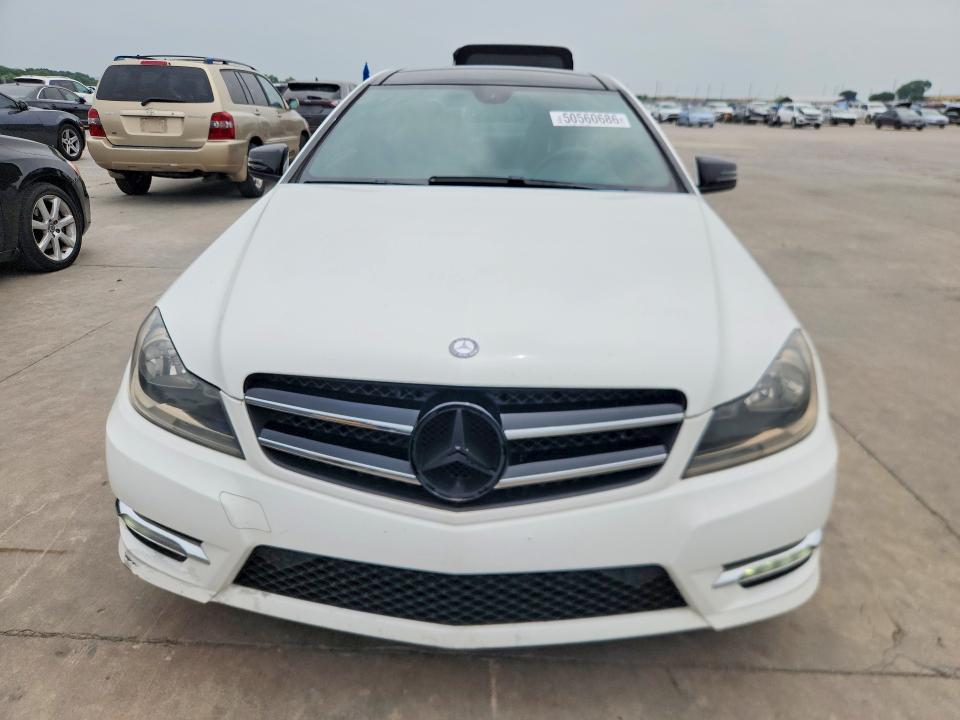 2014 Mercedes-benz C-klasse VIN WDDGJ4HB0EG265790 COPART salvage auction — REAR END, Tx - Salvage Vehicle Title, sold $2,550 on 2026-07-20 (photo 5)