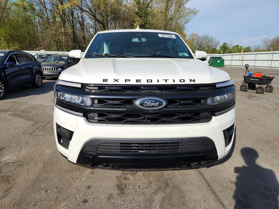 2023 Ford Expedition VIN 1FMJU2A84PEA41619 COPART salvage auction — SIDE, Nj - Cert Of Title-Salvage, sold $25,000 on 2026-07-21 (photo 5)