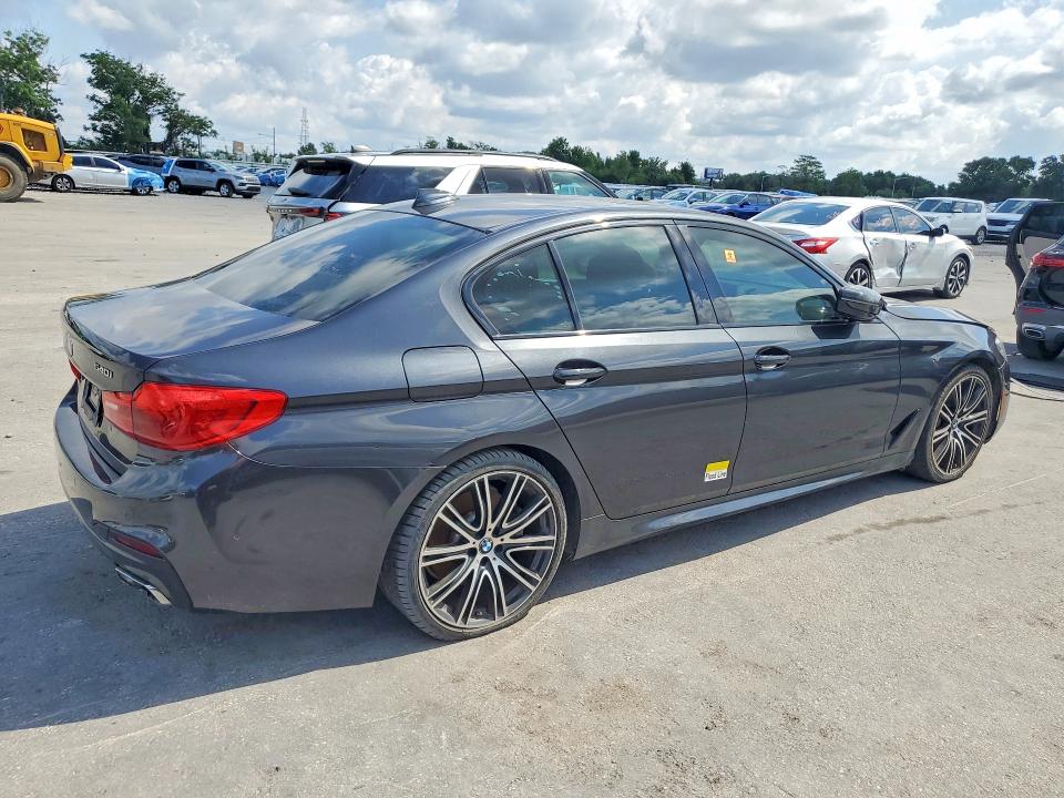 2019 BMW 5er VIN WBAJE5C59KWW39355 COPART salvage auction — WATER/FLOOD, Fl - Certificate Of Title (P), sold $8,900 on 2026-07-30 (photo 3)