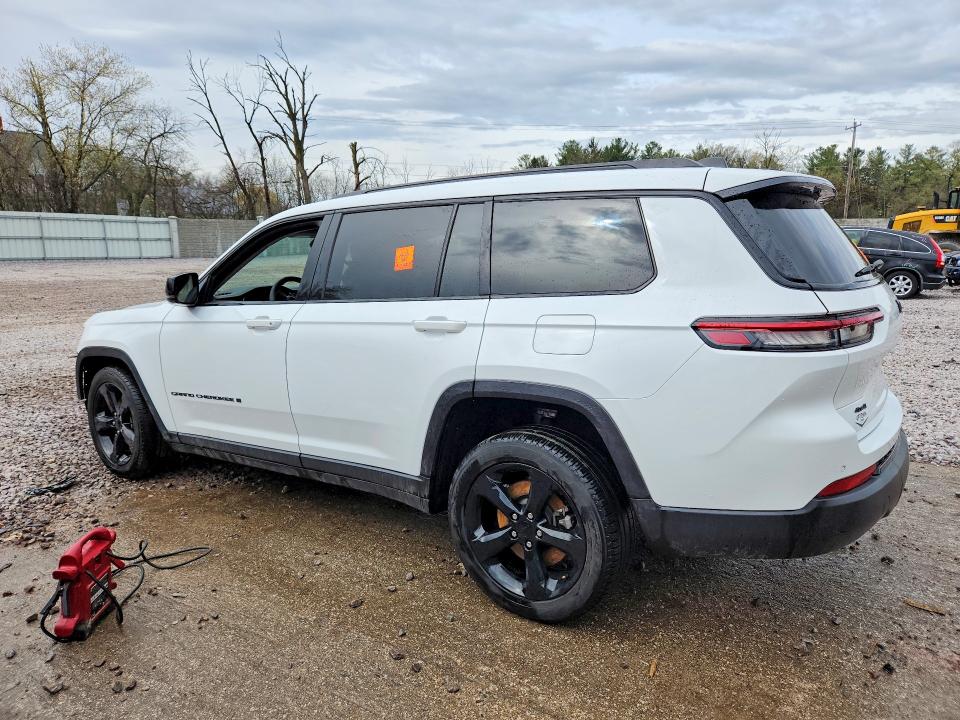 2023 Jeep Cherokee VIN 1C4RJKBG3P8884246 COPART salvage auction — FRONT END, Salvage Title, sold $8,800 on 2026-08-03 (photo 2)