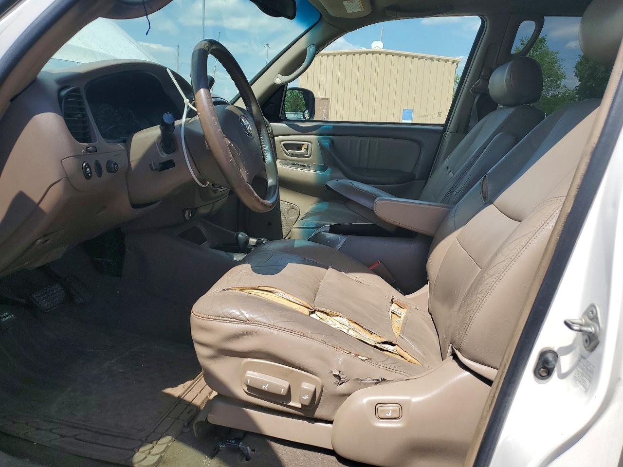 2004 Toyota Sequoia VIN 5TDBT48A94S221135 COPART salvage auction — Normal Wear, OH - CERTIFICATE OF TITLE, sold $375 on 2026-07-01 (photo 7)