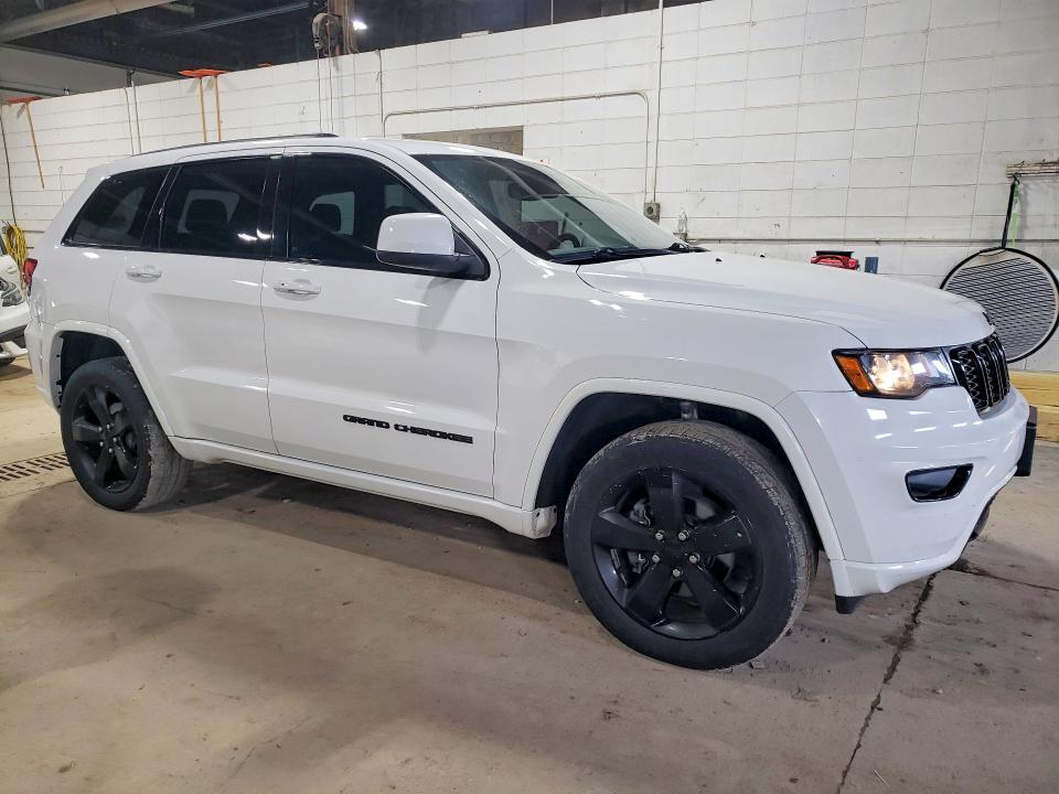 2017 Jeep Cherokee VIN 1C4RJFAG3HC701807 COPART salvage auction — HAIL, Mn - Cert Of Title-Salvage, sold $6,900 on 2026-07-02 (photo 4)