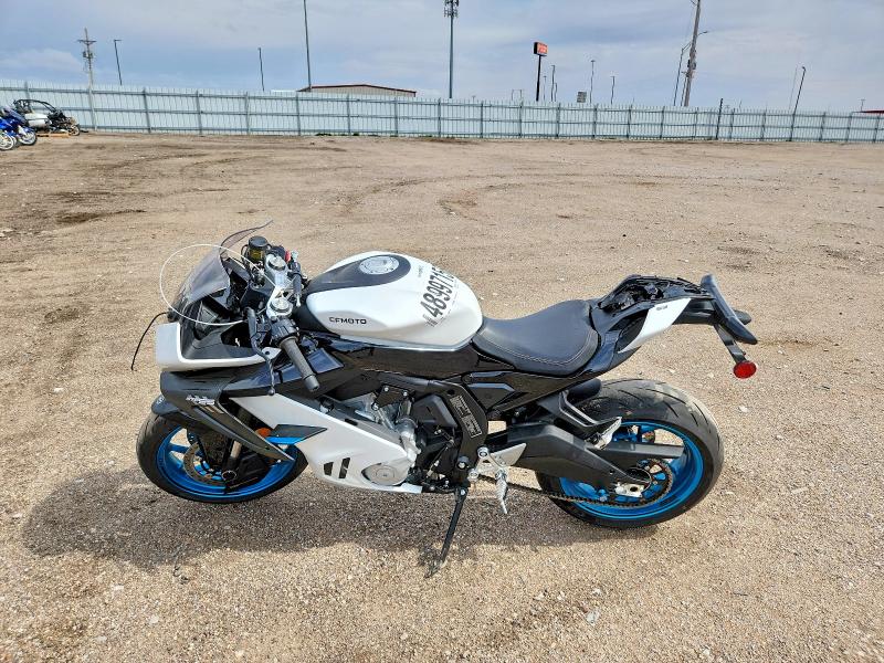 2026 Cf moto 675ss VIN LCEPEVLP1T6001701 COPART salvage auction — FRONT END, NE - CERT OF TITLE-SALVAGE, sold $2,250 on 2026-07-02 (photo 3)