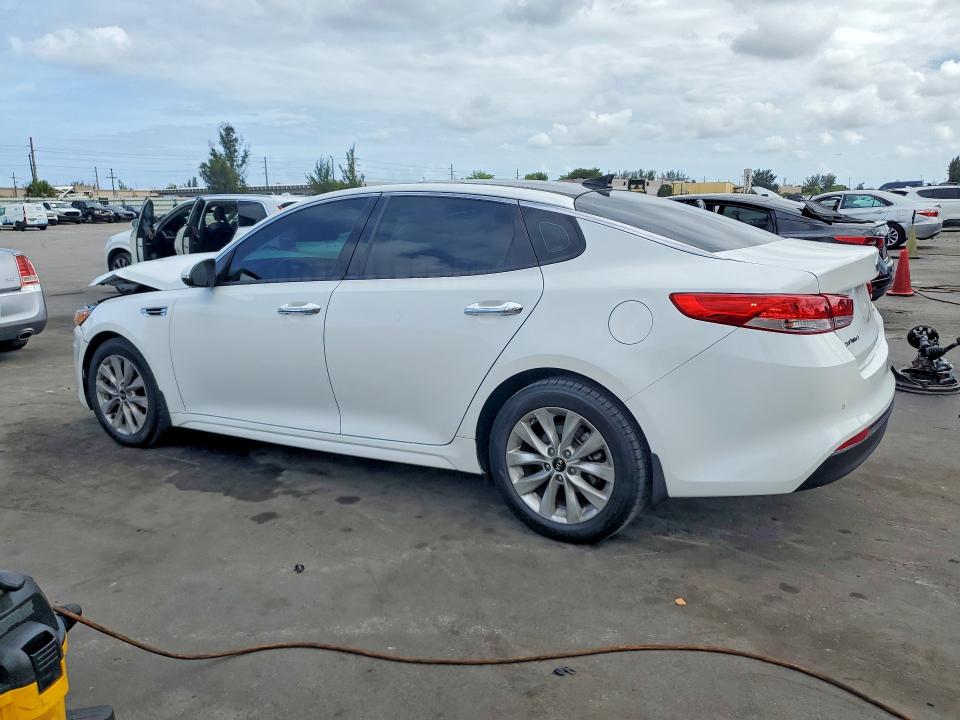 2018 Kia Optima VIN 5XXGU4L3XJG204871 COPART salvage auction — FRONT END, FL - CERT OF TITLE SLVG REBUILDABLE, sold $2,700 on 2026-07-27 (photo 2)
