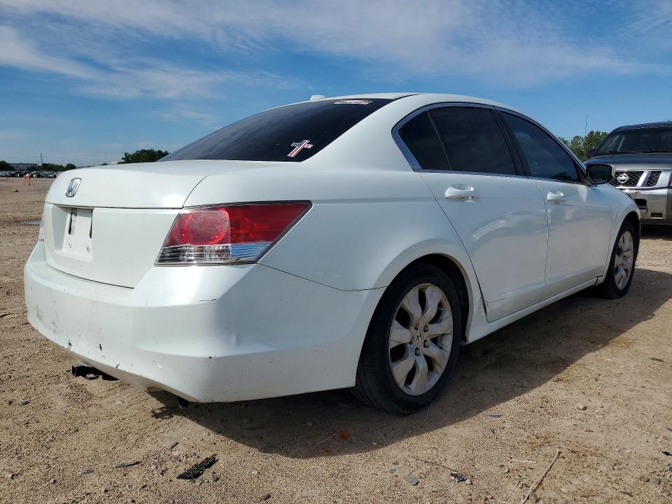 2008 Honda Accord VIN JHMCP26878C022636 COPART salvage auction — FRONT END, Tx - Salvage Vehicle Title, sold $600 on 2026-07-17 (photo 3)