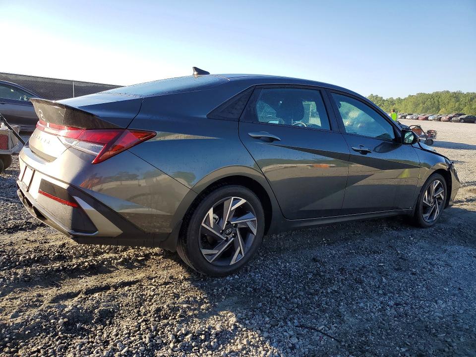 2025 Hyundai Elantra VIN KMHLM4DG4SU907826 COPART salvage auction — FRONT END, Sc - Cert Of Title-Salvage, sold $7,600 on 2026-07-13 (photo 3)