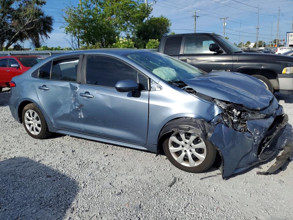 2020 Toyota Corolla VIN 5YFEPRAE3LP025095 COPART salvage auction — FRONT END, Fl - Certificate Of Destruction, sold $2,900 on 2026-07-31 (photo 4)