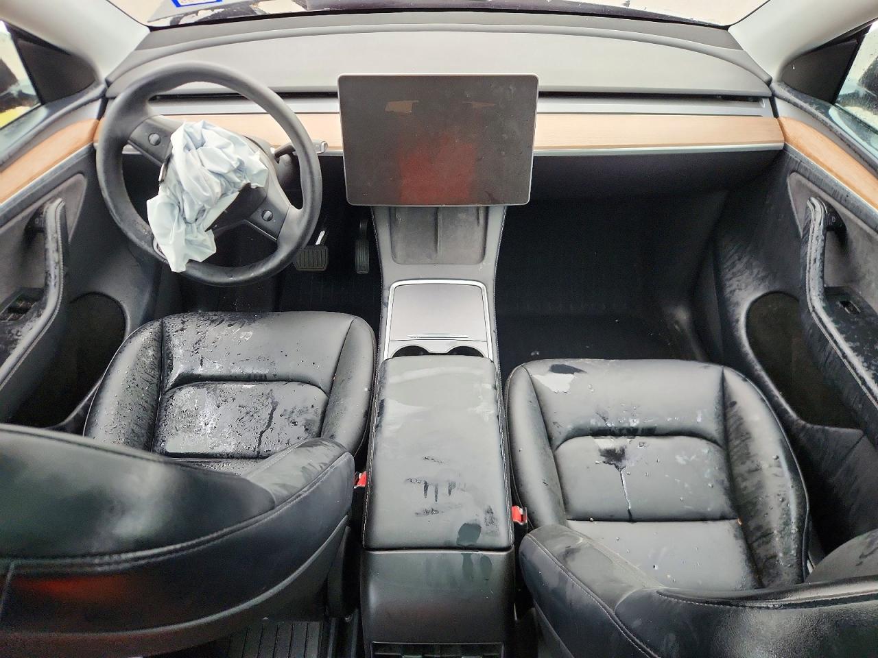 2025 Tesla Model Y VIN 7SAYGDEE9SA344604 COPART salvage auction — Front End, TX - SALVAGE VEHICLE TITLE, sold $9,900 on 2026-07-09 (photo 8)