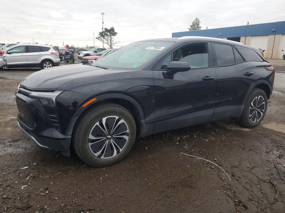 2024 Chevrolet Blazer VIN 3GNKDBRJ0RS292198 — COPART salvage auction photo