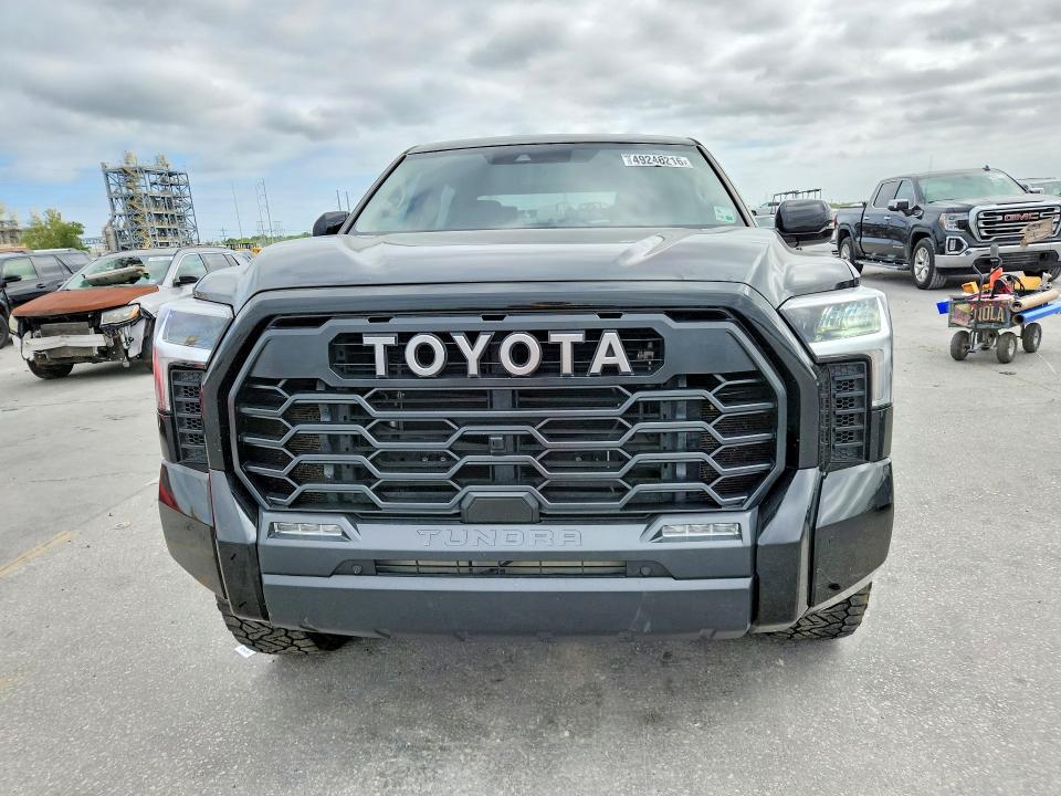 2022 Toyota Tundra VIN 5TFLA5DBXNX032343 COPART salvage auction — REAR END, Id - Salvage Certificate Of Title, sold $14,700 on 2026-07-08 (photo 5)