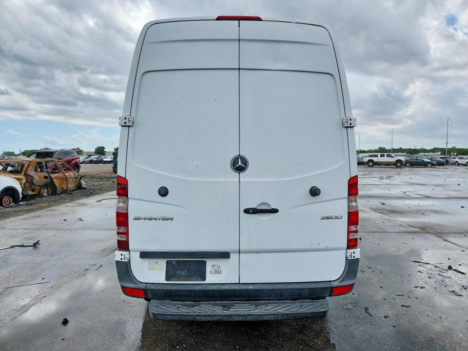 2017 Mercedes-benz VIN WD3PE7CDXHP531579 COPART salvage auction — NORMAL WEAR, La - Dealer Only Clean Title, sold $4,850 on 2026-07-08 (photo 6)