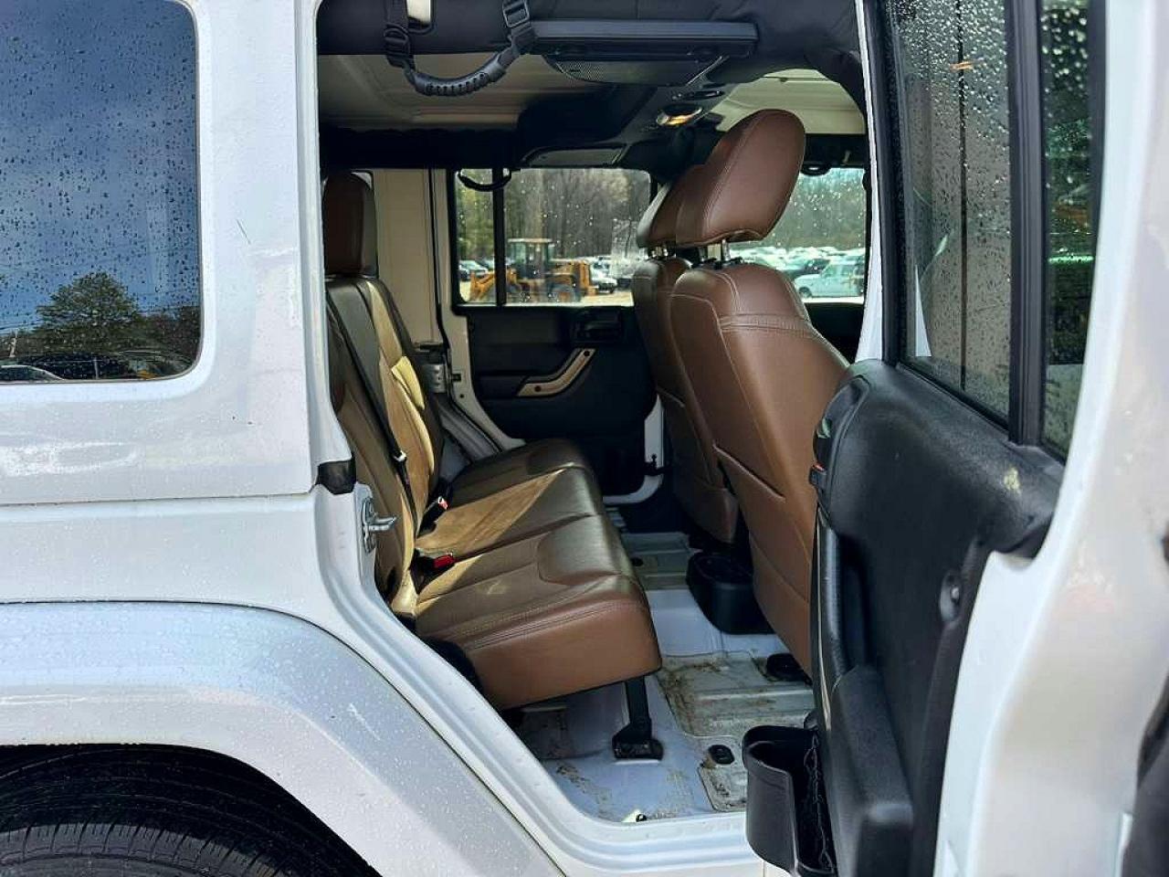 2017 Jeep Wrangler Unlimited VIN 1C4BJWEG9HL537281 COPART salvage auction — Minor Dent/Scratches, NC - CERTIFICATE OF TITLE, sold $9,700 on 2026-07-01 (photo 6)