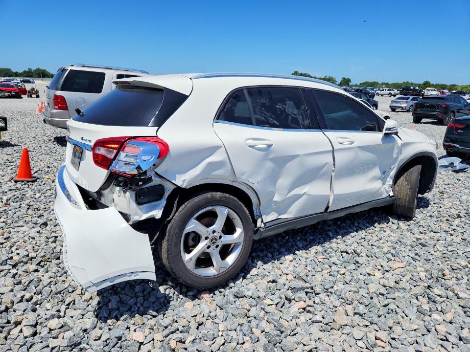 2018 Mercedes-benz Gla-klasse VIN WDCTG4GB0JU000091 COPART salvage auction — REAR END, Salvage Title, sold $2,600 on 2026-07-31 (photo 3)