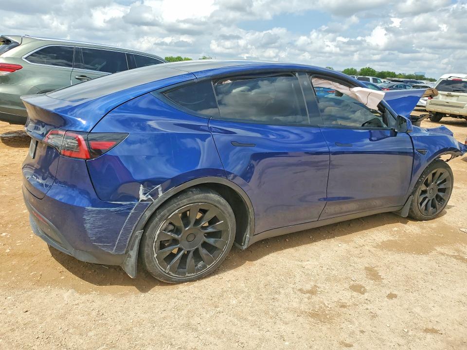 2021 Tesla Model y VIN 5YJYGAEE1MF191816 COPART salvage auction — FRONT END, Tx - Salvage Vehicle Title, sold $5,700 on 2026-07-30 (photo 3)