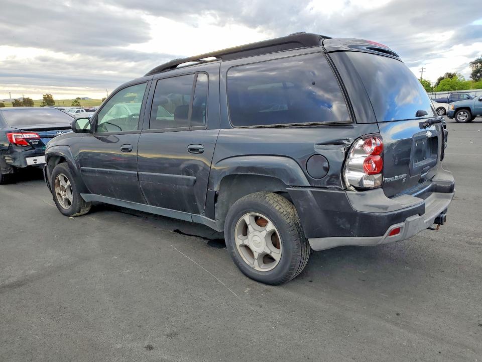 2005 Chevrolet Trailblazer VIN 1GNET16S156137116 COPART salvage auction — MINOR DENT/SCRATCHES, Ca - Salvage Certificate, sold $400 on 2026-07-08 (photo 2)