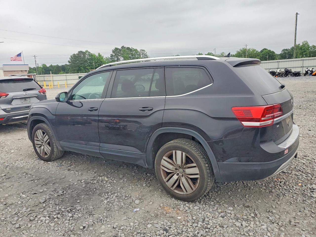 2019 Volkswagen Atlas VIN 1V2UR2CA0KC588666 COPART salvage auction — Minor Dent/Scratches, AL - CERTIFICATE OF TITLE (P), sold $4,100 on 2026-07-09 (photo 2)