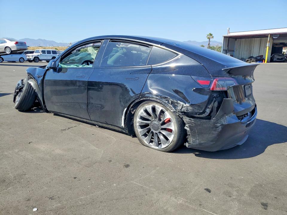 2022 Tesla Model y VIN 7SAYGDEF4NF490568 COPART salvage auction — FRONT END, Salvage Title, sold $3,750 on 2026-07-20 (photo 2)