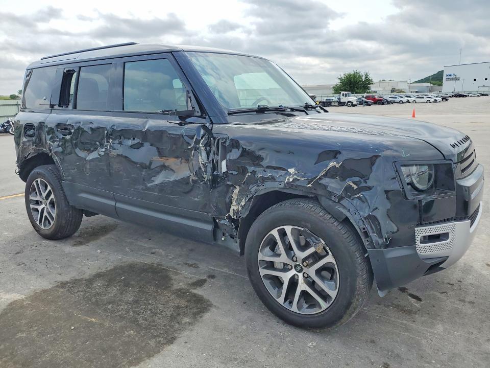 2024 Land rover Defender VIN SALEJ7EU2R2350263 COPART salvage auction — SIDE, OK, sold $37,500 on 2026-07-17 (photo 4)