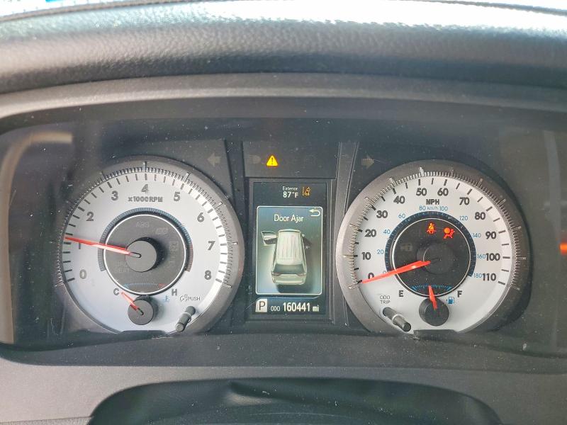 2018 Toyota Sienna VIN 5TDXZ3DC4JS907049 COPART salvage auction — FRONT END, Tx - Salvage Vehicle Title, sold $4,400 on 2026-07-31 (photo 9)