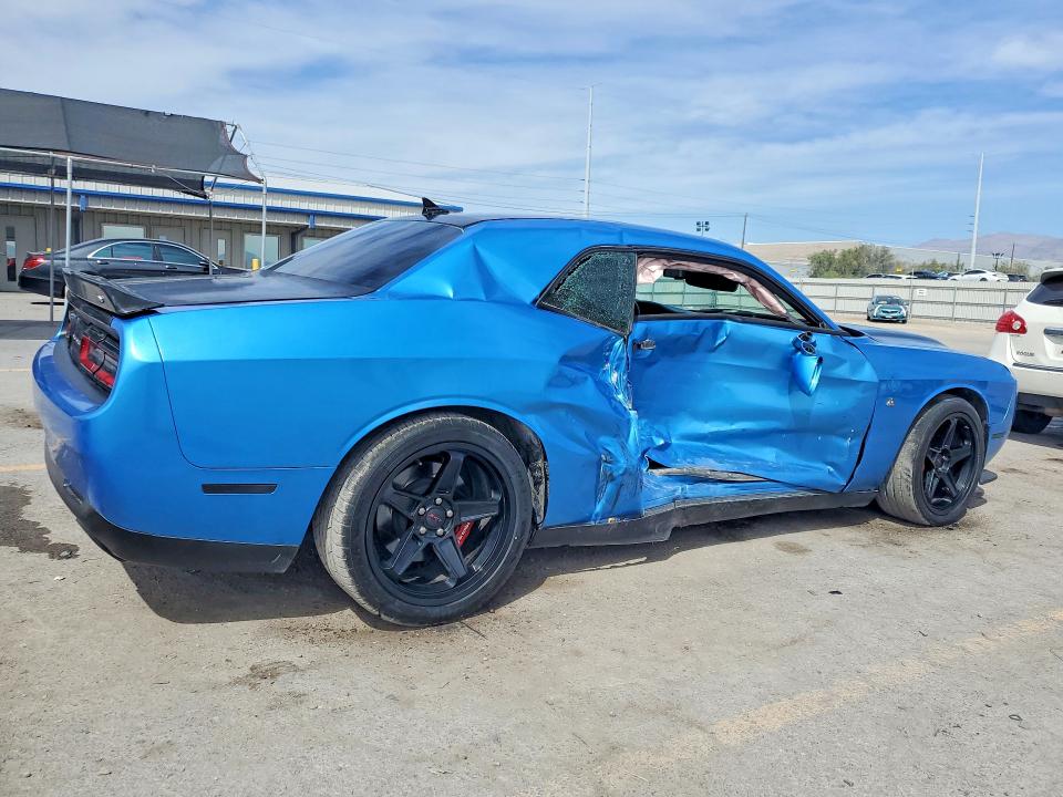 2019 Dodge Challenger VIN 2C3CDZFJ0KH540490 COPART salvage auction — SIDE, Nv - Salvage Title, sold $9,200 on 2026-09-10 (photo 3)