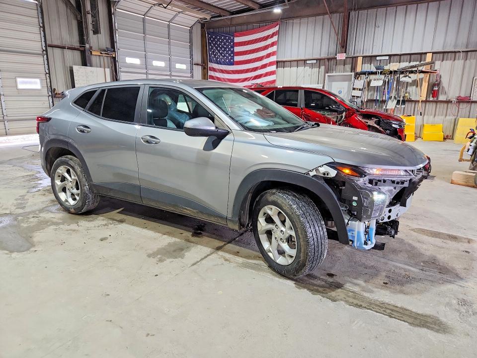 2024 Chevrolet Trax VIN KL77LFE26RC025349 COPART salvage auction — FRONT END, Mo - Salvage Certificate Of Title, sold $4,200 on 2026-07-14 (photo 4)