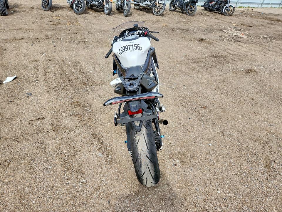 2026 Cf moto 675ss VIN LCEPEVLP1T6001701 COPART salvage auction — FRONT END, NE - CERT OF TITLE-SALVAGE, sold $2,250 on 2026-07-02 (photo 4)