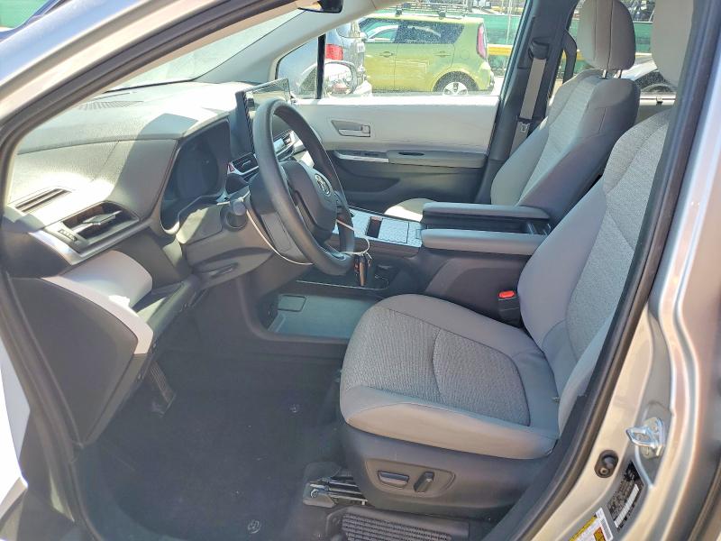 2025 Toyota Sienna VIN 5TDKSKFCXSS159611 COPART salvage auction — REAR END, Co - Public - Salvage Title, sold $15,100 on 2026-07-07 (photo 7)