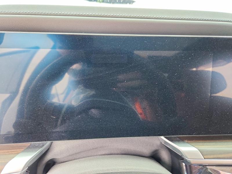 2025 BMW I7 VIN WBY43EJ06SCU33780 COPART salvage auction — FRONT END, TX - CERTIFICATE OF TITLE, sold $31,250 on 2026-07-23 (photo 9)