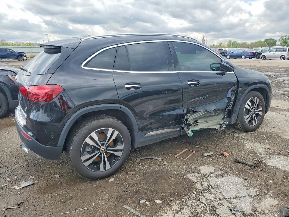 2024 Mercedes-benz Gla-klasse VIN W1N4N4HB9RJ569798 COPART salvage auction — SIDE, Il - Salvage Certificate, sold $19,400 on 2026-07-20 (photo 3)