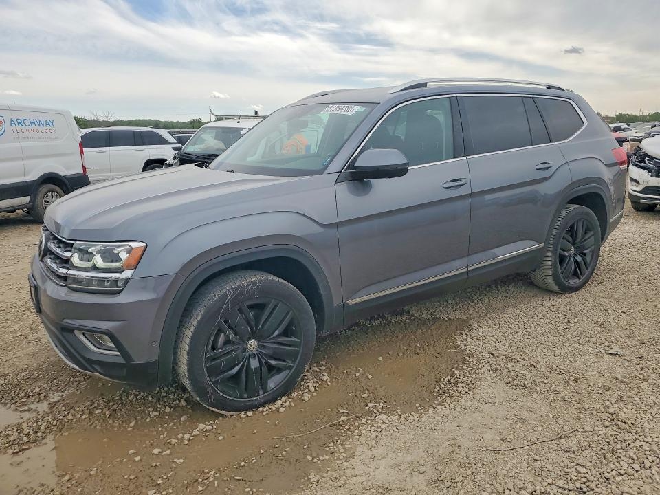 2019 Volkswagen Atlas VIN 1V2NR2CA3KC621390 COPART salvage auction — HAIL, Ks - Cert Of Title-Salvage, sold $7,800 on 2026-07-09 (photo 1)
