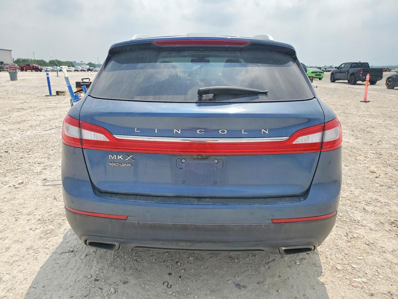 2018 Lincoln MKX VIN 2LMPJ6LR0JBL48311 COPART salvage auction — Front End, TX - SALVAGE VEHICLE TITLE, sold $2,100 on 2026-06-25 (photo 6)