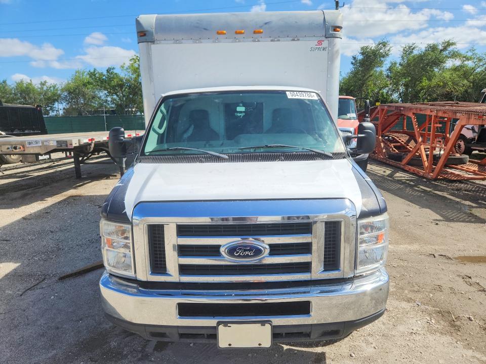 2017 Ford E-350 VIN 1FDWE3F64HDC68140 COPART salvage auction — FRONT END, Fl - Certificate Of Title (P), sold $725 on 2026-07-23 (photo 5)