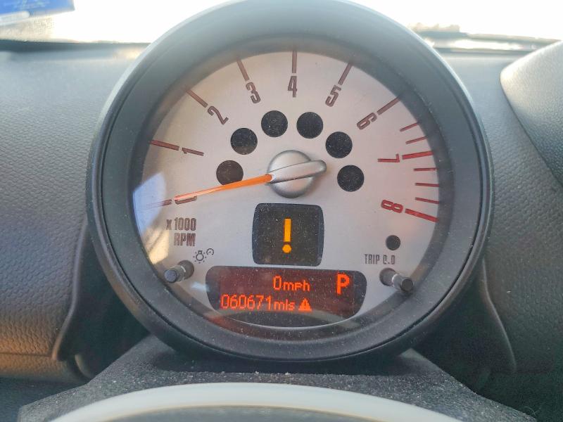 2014 Mini Cooper VIN WMWZC3C50EWP29270 COPART salvage auction — WATER/FLOOD, Il - Salvage Cert-Flood, sold $1,100 on 2026-07-21 (photo 9)