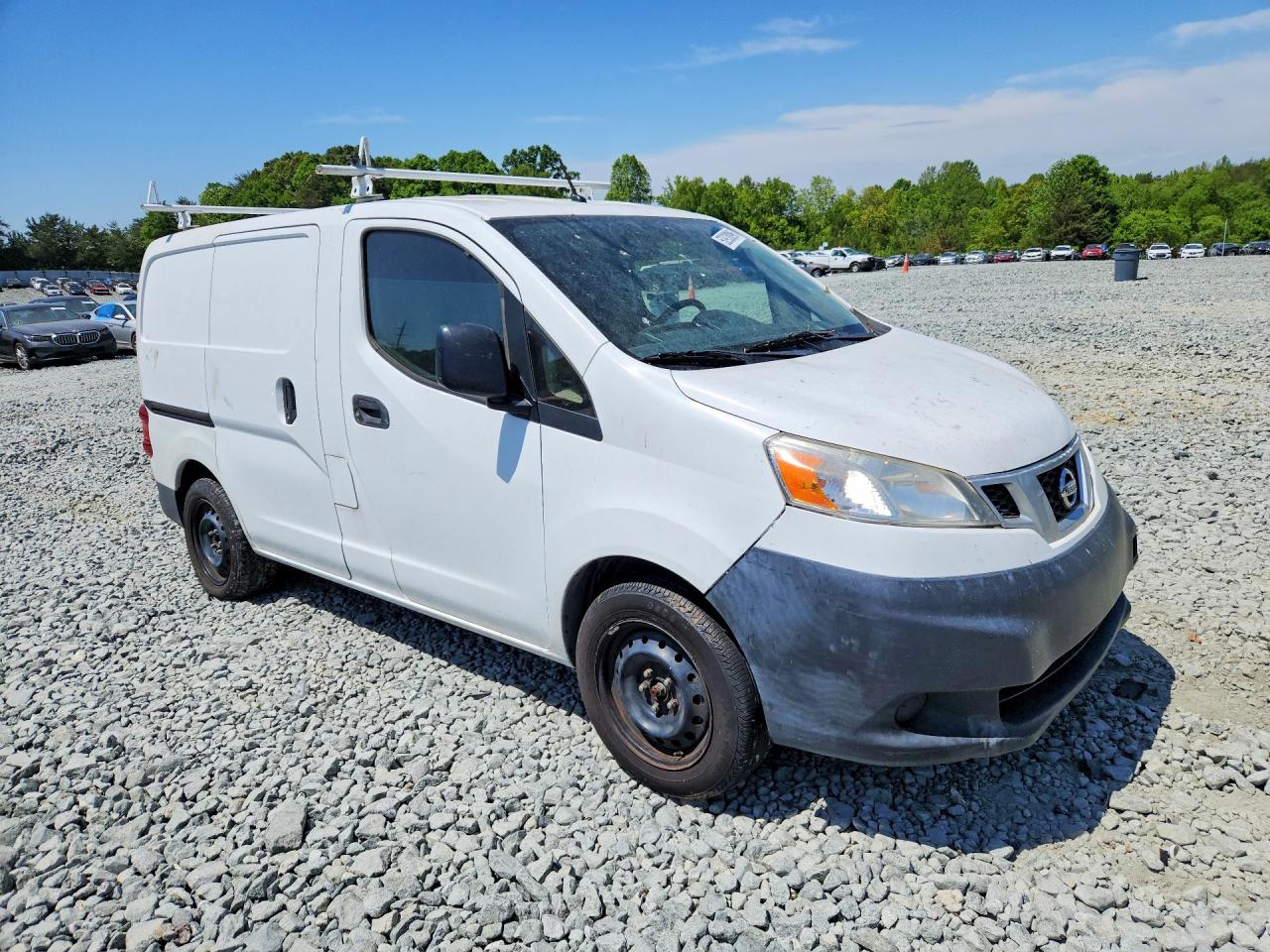 2015 Nissan NV 200 VIN 3N6CM0KN2FK728864 COPART salvage auction — Normal Wear, NV - DEALER ONLY CLEAN TITLE, sold $2,300 on 2026-07-09 (photo 4)