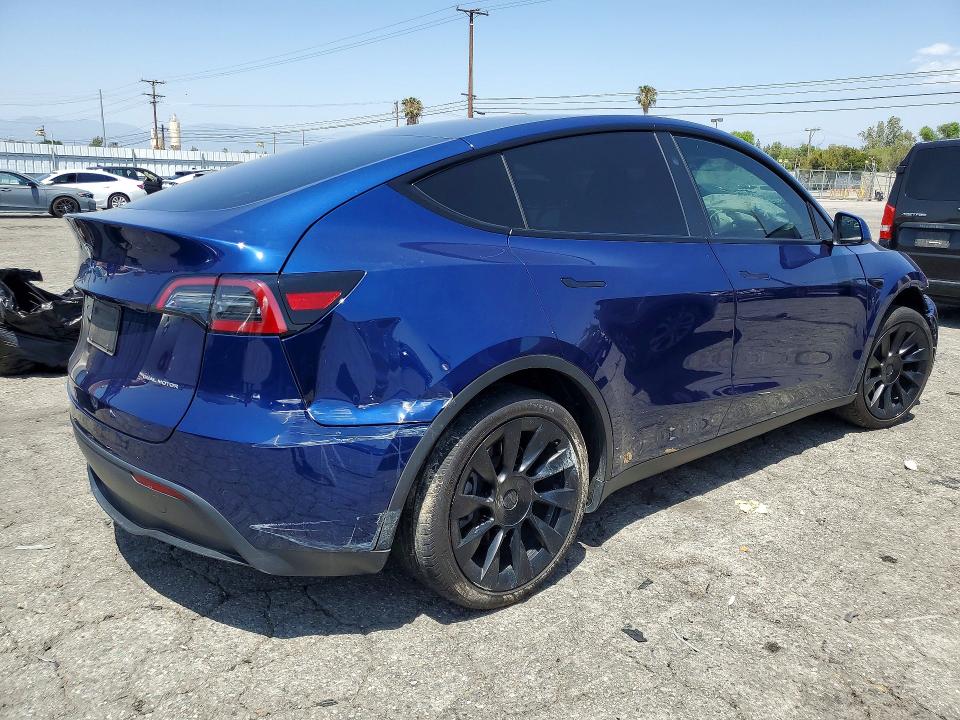 2024 Tesla Model y VIN 7SAYGDEE9RF025927 COPART salvage auction — FRONT END, Pa - Certificate Of Salvage, sold $6,000 on 2026-07-20 (photo 3)