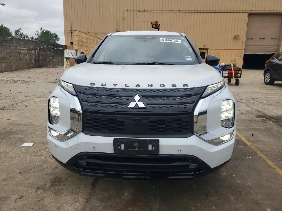 2023 Mitsubishi Outlander VIN JA4J3UA80PZ036214 COPART salvage auction — SIDE, Sc - Cert Of Title-Salvage, sold $8,100 on 2026-07-10 (photo 5)
