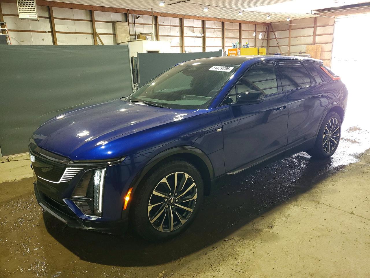 2025 Cadillac LYRIQ VIN 1GYKPURL4SZ318401 — COPART salvage auction photo